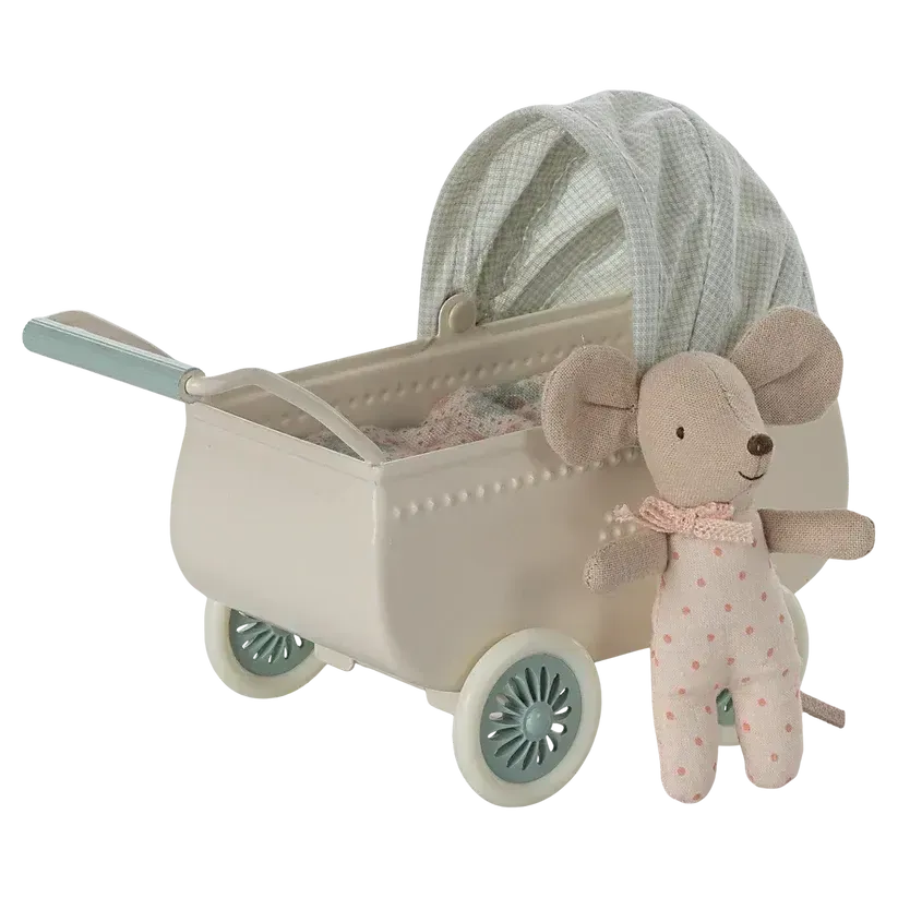 Maileg, Barnevogn m/baby mus, Mint, 11-5103-00-Maileg-Minlillebutik.dk