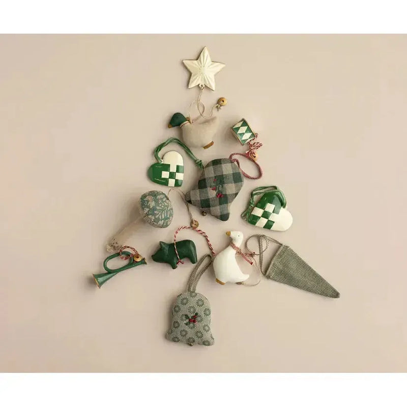 Maileg Jul, Træophæng, Gris, Grøn, 14-4590-02-Maileg-Minlillebutik.dk