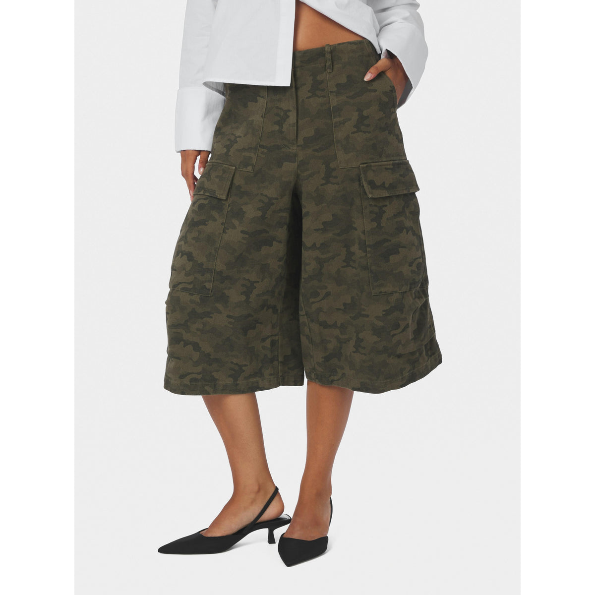 Neo Noir, Islana Camou Shorts, Camou