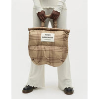 Mads Nørgaard, Light Ripstop Pillow AOP Bag Recycle, Cornstalk/Cocoa Brown-Mads Nørgaard - Dame-Minlillebutik.dk
