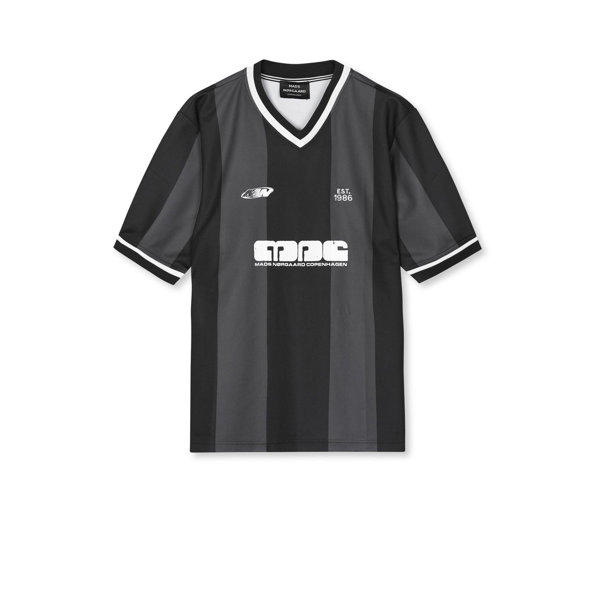Mads Nørgaard, Sport Football Tee, Black-Mads Nørgaard - Herre-Minlillebutik.dk