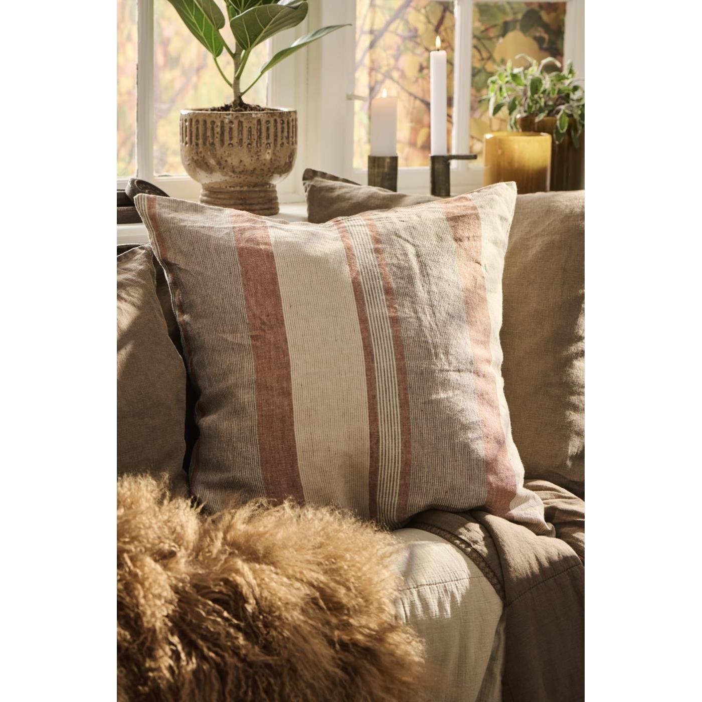 Ib Laursen, Pude, Beige m/brune og rustfarvede striber