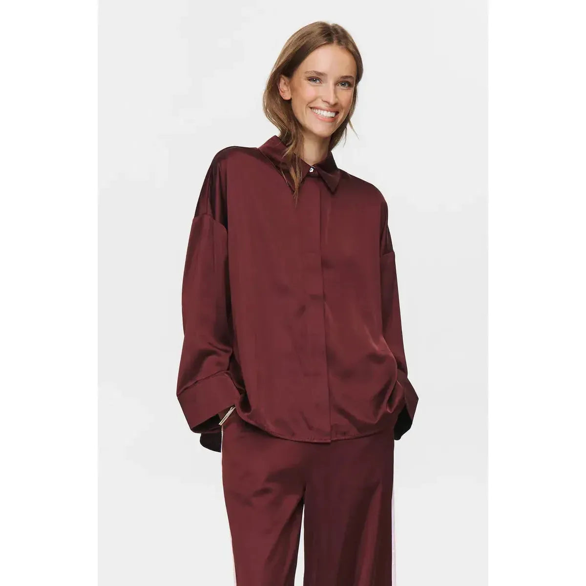 Nümph, Nusantina Shirt, Winetasting-Nümph-Minlillebutik.dk