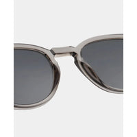 A.kjærbede, Bate, Grey Transparent