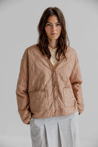 Project AJ117, Nola, Sand