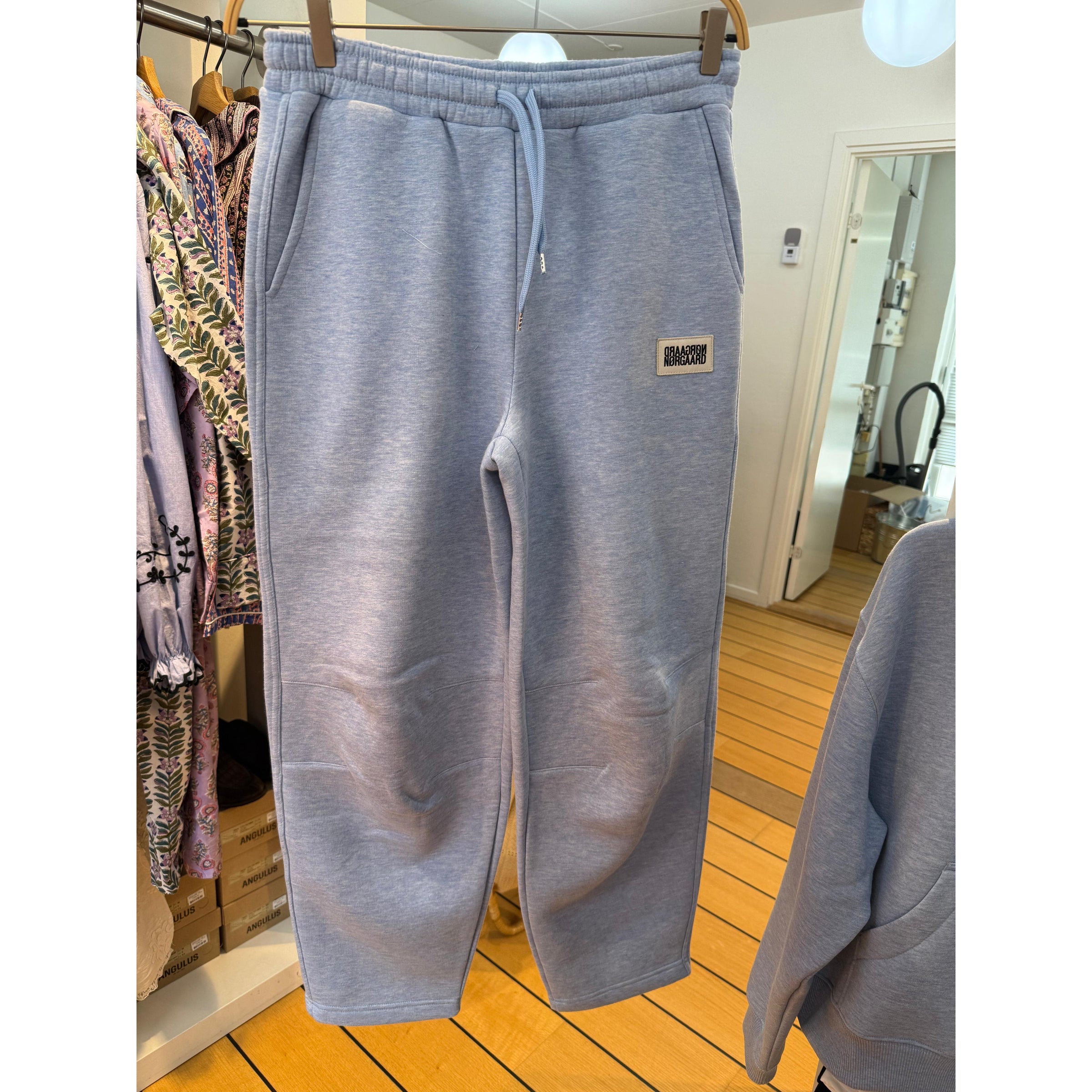 Mads Nørgaard, Standard Sweat Iggy Pants, Light Blue Melange-Mads Nørgaard - Dame-Minlillebutik.dk