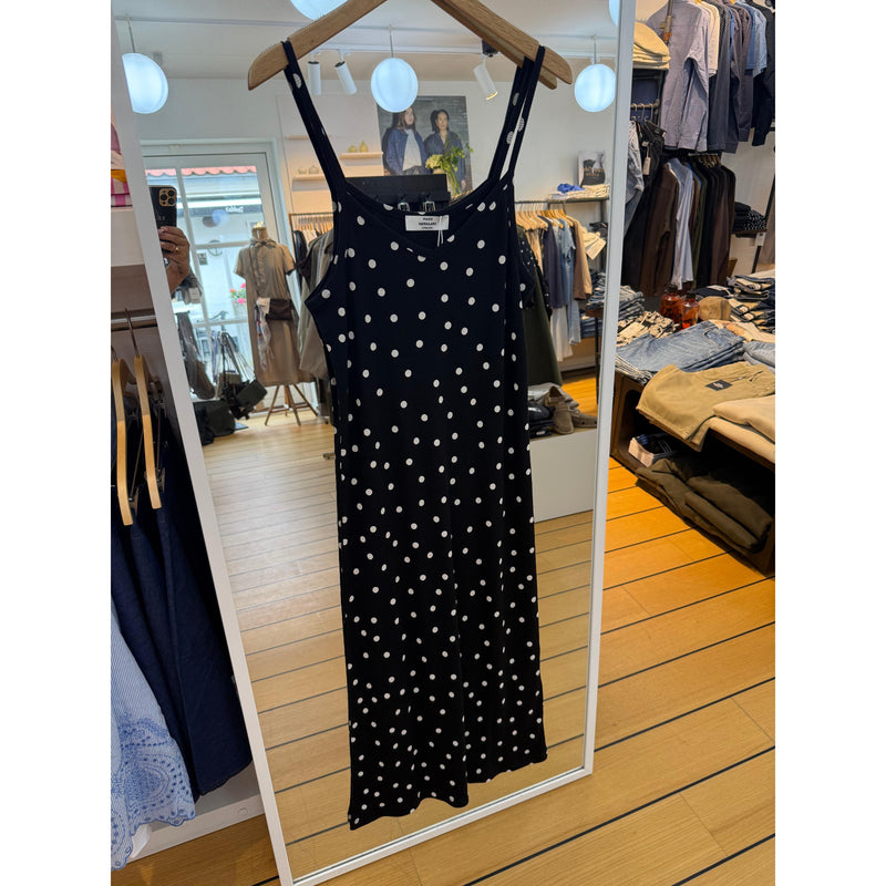 Mads Nørgaard, 2x2 Cotton Delkissa Dress AOP, Dot AOP Black-Mads Nørgaard - Dame-Minlillebutik.dk