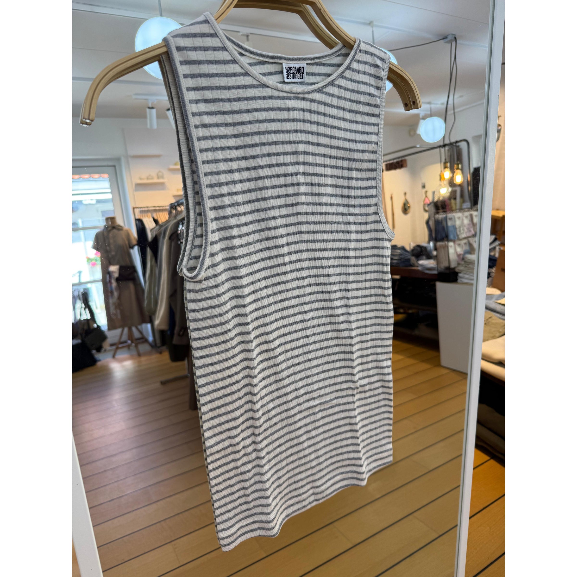 Nørgaard Paa Strøget, NPS Tank Top NPS Stripe, Ecru/Light Grey-Nørgaard paa Strøget-Minlillebutik.dk