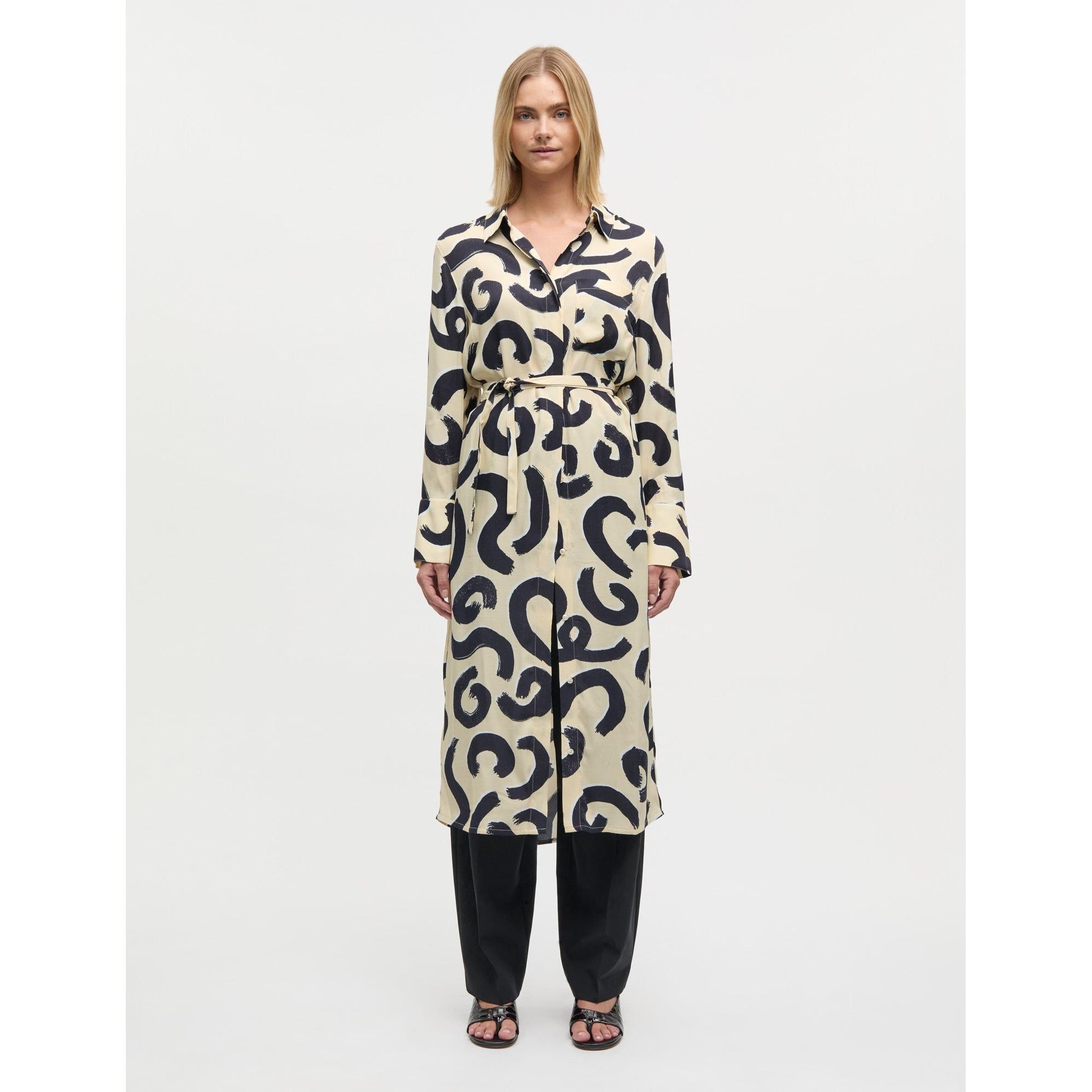 Mads Nørgaard, Delicate Twill Cany Dress AOP, Swirl AOP/Almond Oil-Mads Nørgaard - Dame-Minlillebutik.dk