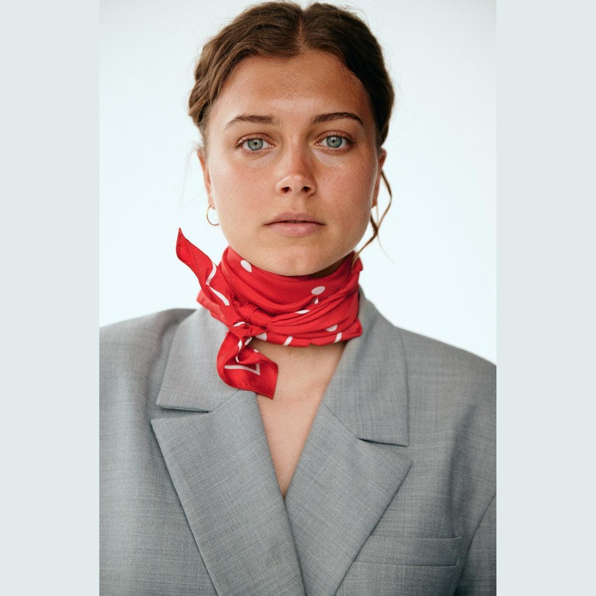 MP, Paloma Silk Scarf, Tomato-MP Strømper-Minlillebutik.dk