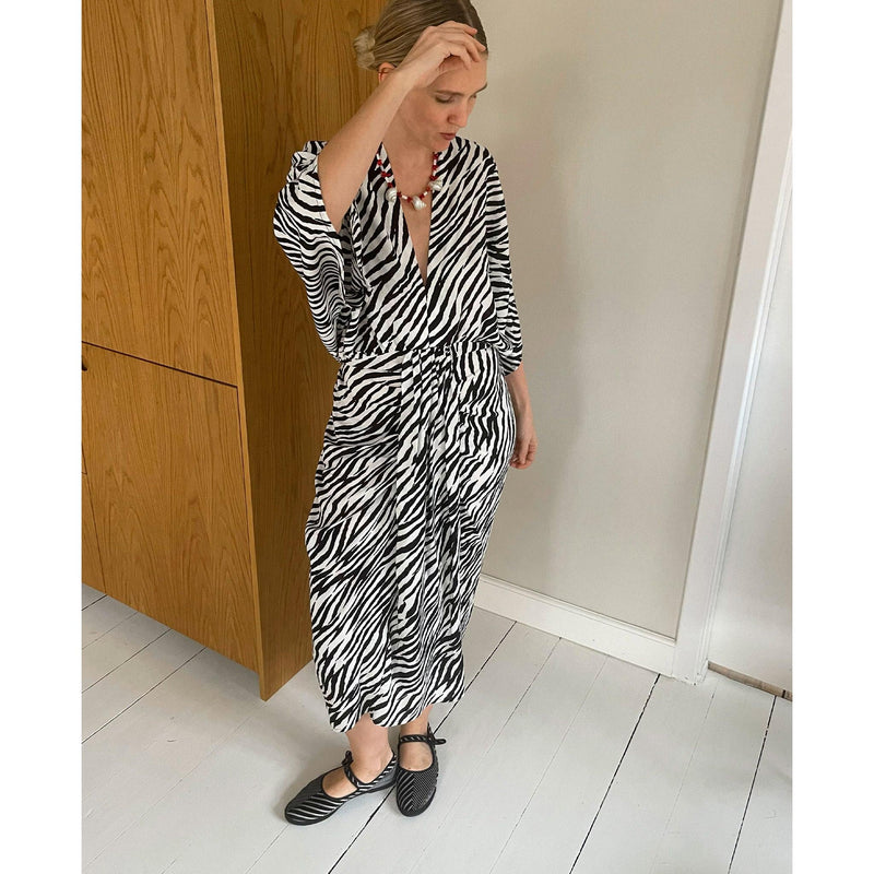 Sissel Edelbo, Juno Dress, Zebra-Sissel Edelbo-Minlillebutik.dk
