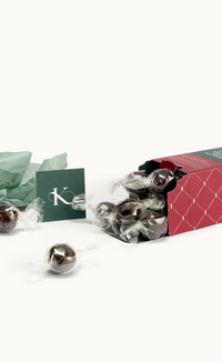 Karamel Kompagniet, Chocolate coated Christmas caramels, 3010900MUK